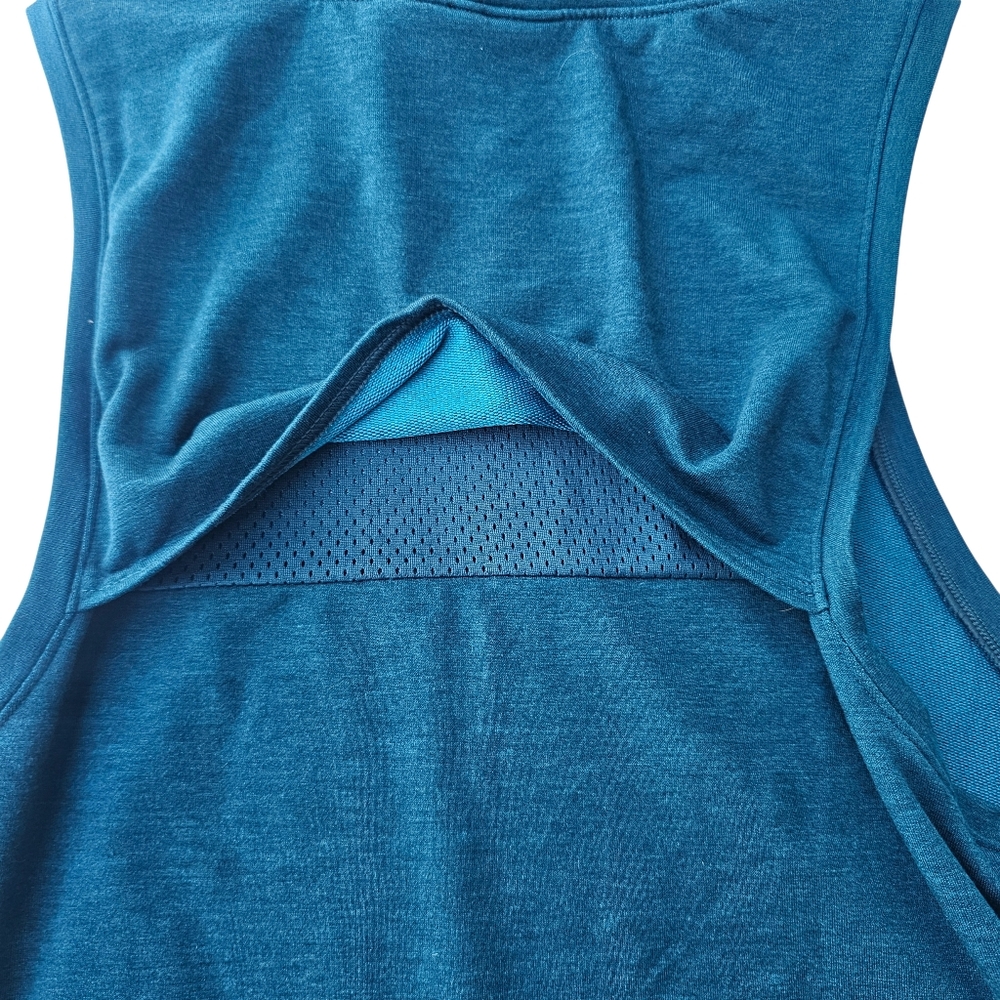 Under Armour Pullover - image 4